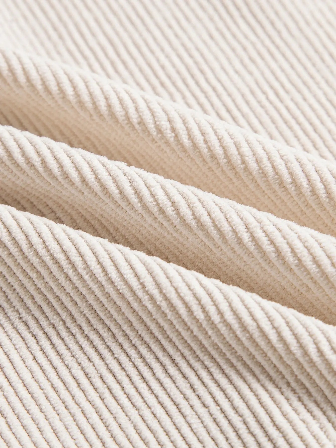 Chemise élégante en velours côtelé